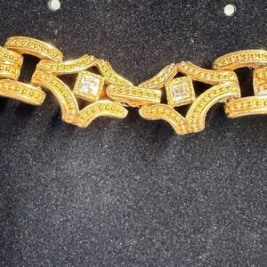 Swarovski Vintage Signed Gold Tone Crystal Geometric Link Collar‎ Necklace 16"
